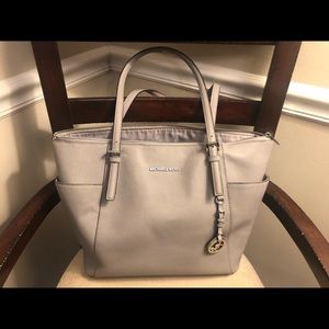 Michael Kors Jet Set Saffiano Top Zip LG Tote